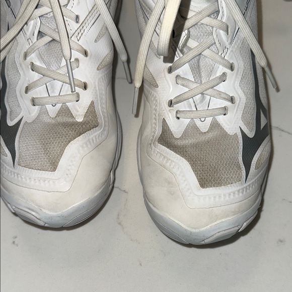 Mizuno Wave Lightning z6 volleyball shoes - Picture 10 of 11